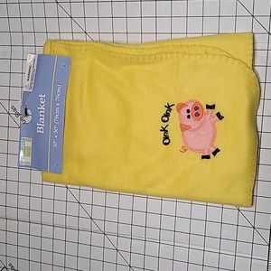 Yellow 30" x 30" Fleeced‎ Polyester Piggy Blanket 🐷 Oink Oink Blanket NWT